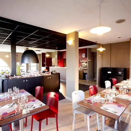 Hotel Campanile 2*