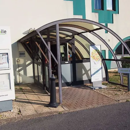 Campanile Hotel Livry-Gargan
