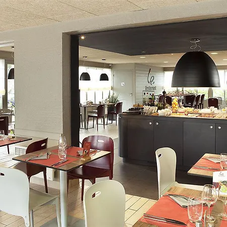 Hotel Campanile Livry-Gargan